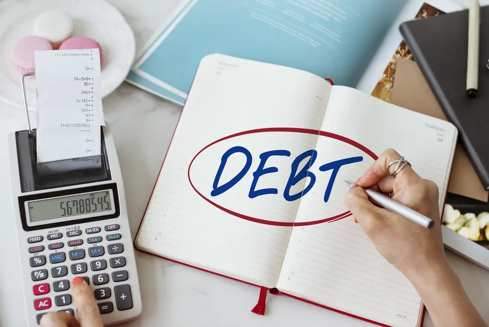 پیگیری مطالبات معوق در قالیشویی
